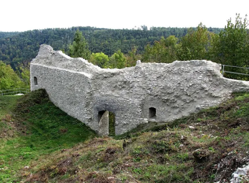 Burgruine Brunneck, Germany